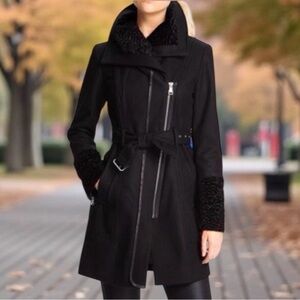 (NWT) GUESS Women’s Wool-Blend Faux-Fur-Trim Belted Coat, XS